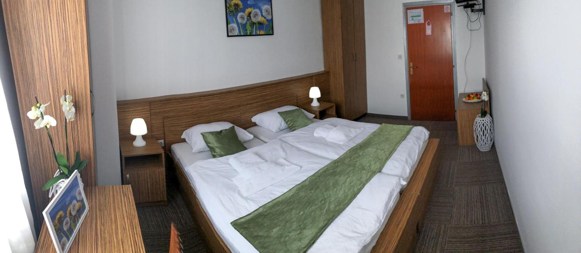 Restavracija In Prenocisca Carda Hotell Martjanci Eksteriør bilde